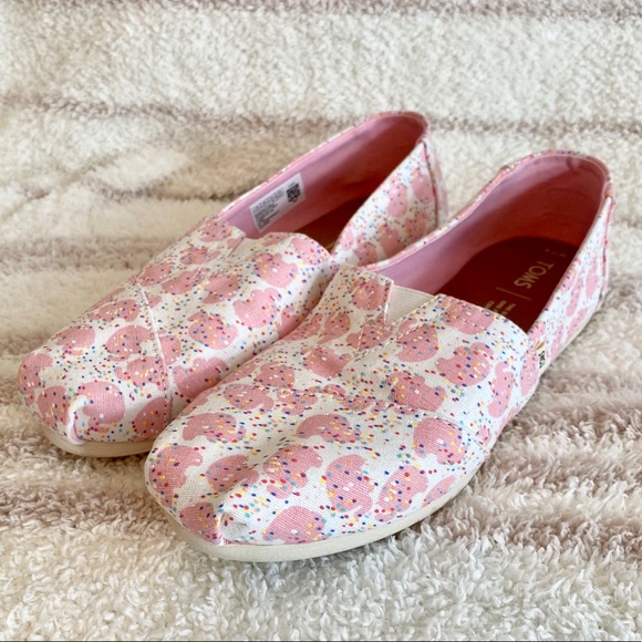 pink elephant shoes